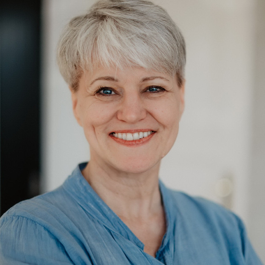 Astrid schaut dich an